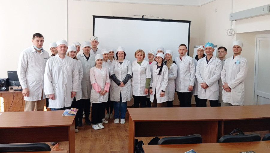 Успешное окончание зачетного занятия по курсу паллиативной помощи пациентам, к.м.н., доцент Вагина Ю.И., ассистент кафедры внутренней медицины, пульмонологии и аллергологии Бисов А.С. Успешное окончание зачетного занятия по курсу паллиативной помощи пациентам, к.м.н., доцент Вагина Ю.И., ассистент кафедры внутренней медицины, пульмонологии и аллергологии Бисов А.С.